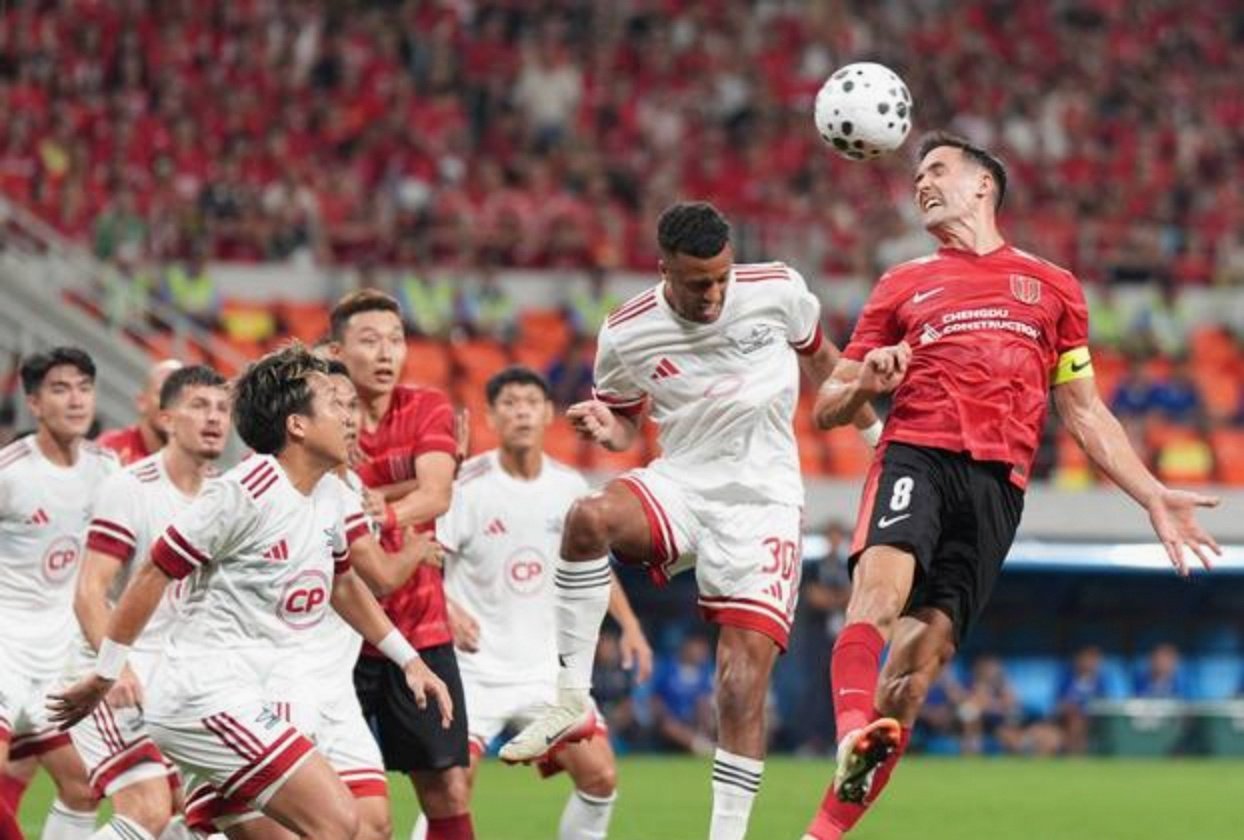 主场迎战强敌，球队全力争取胜利