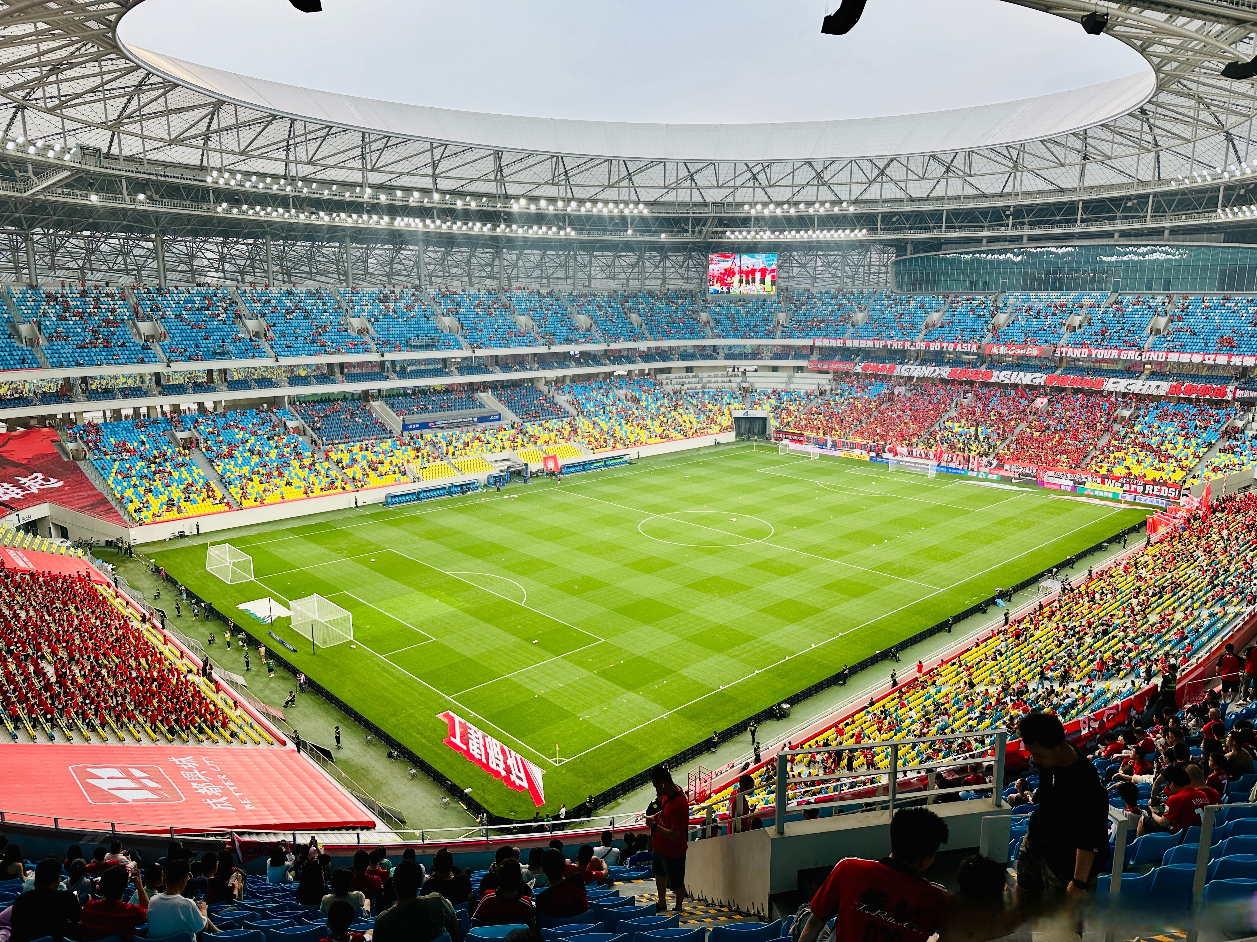 电子游戏官网_成都蓉城主场气氛火爆