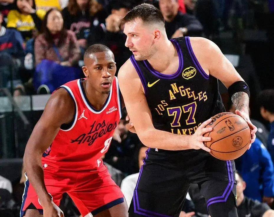 独行侠对尼克斯